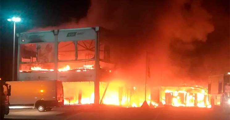 Incêndio destrói todas as motos da MotoE durante a noite em Jerez